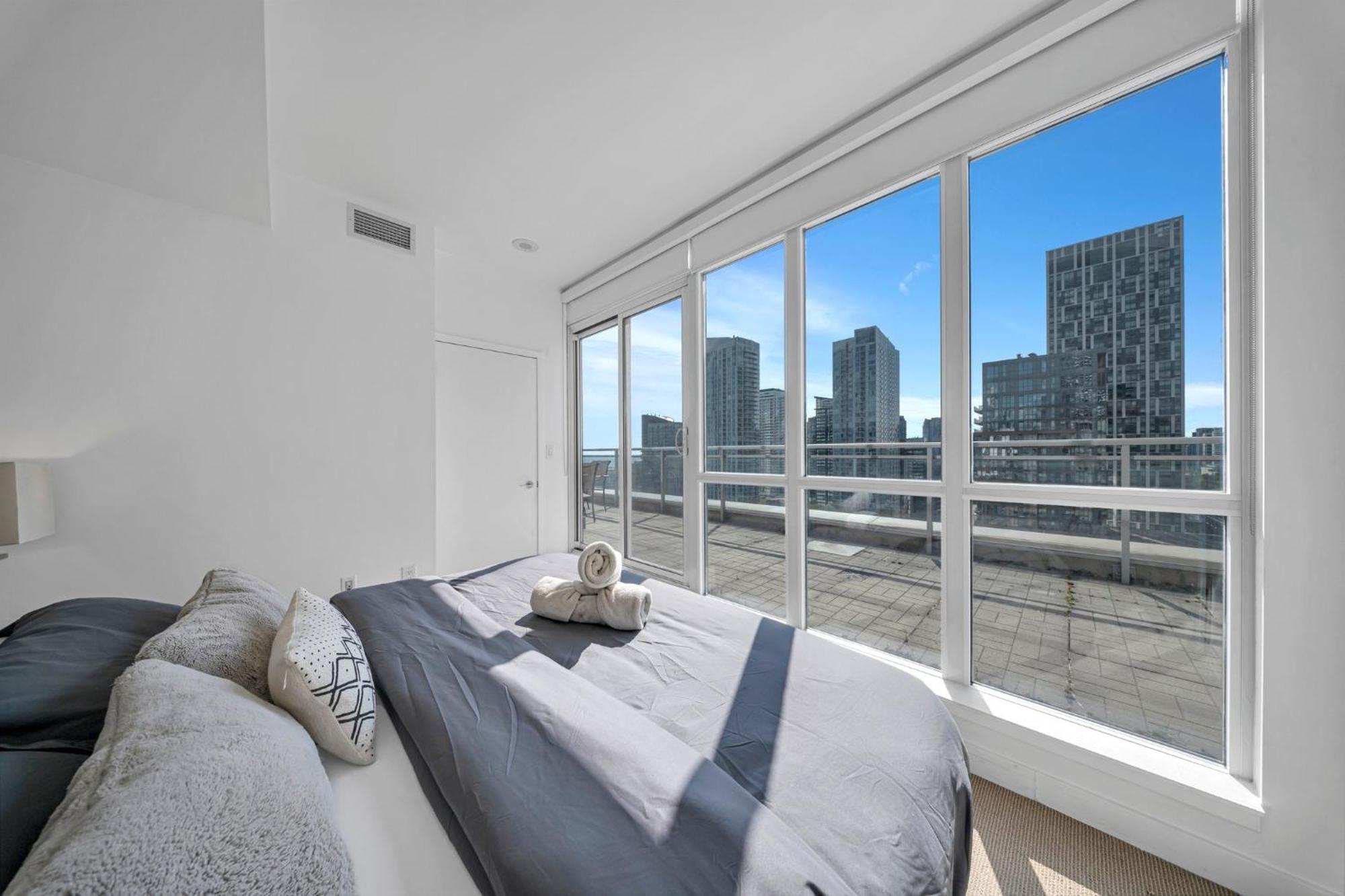 Rentx 3Bedroom Penthouses Near Rogers Centre & Mtcc Toronto Exterior photo